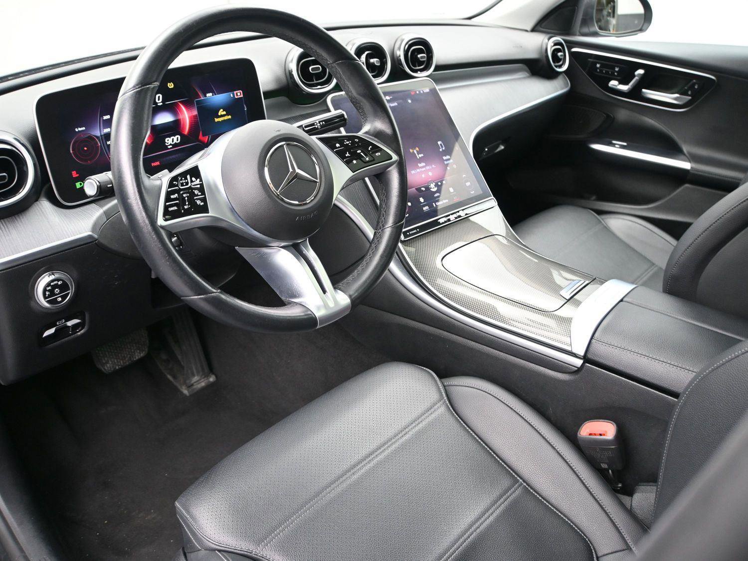 Used 2022 Mercedes-Benz C 300 Sedan image 2