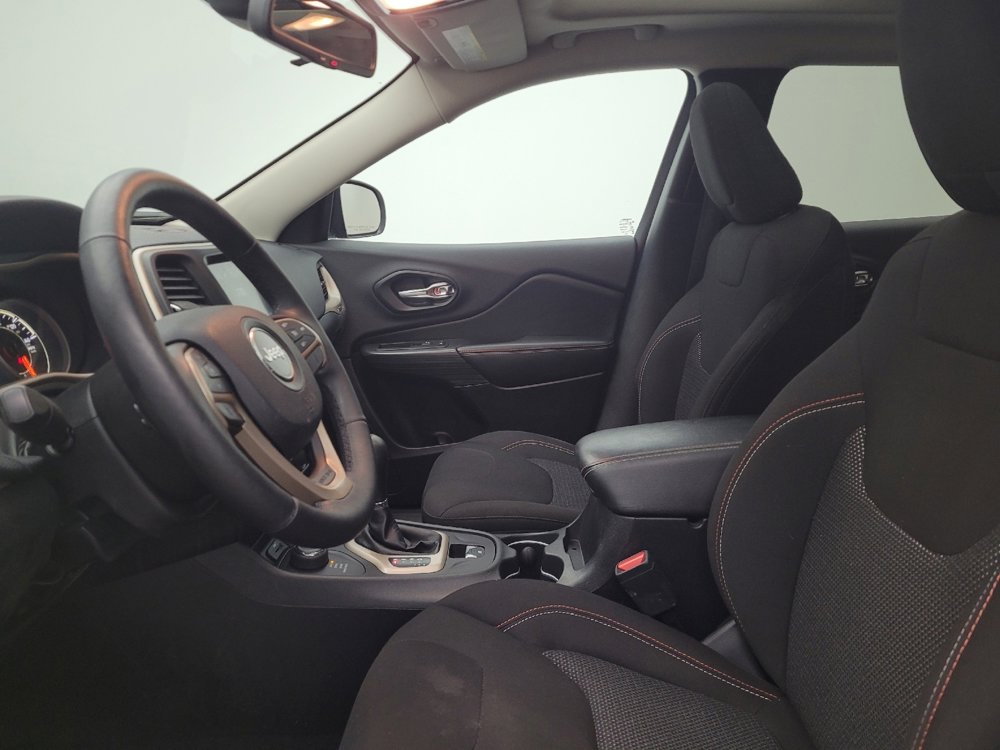 Used 2016 Jeep Cherokee 75th Anniversary AWD/4WD image 17