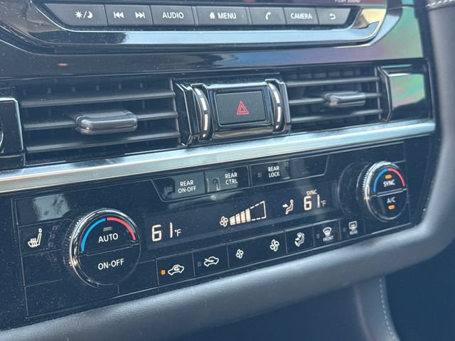 Used 2023 Nissan Pathfinder SV AWD/4WD image 22