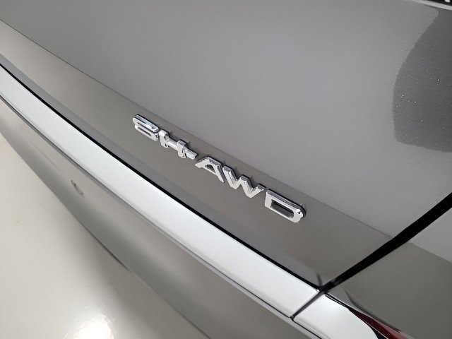 Used 2023 Acura MDX SH-AWD w/ Advance Package image 11
