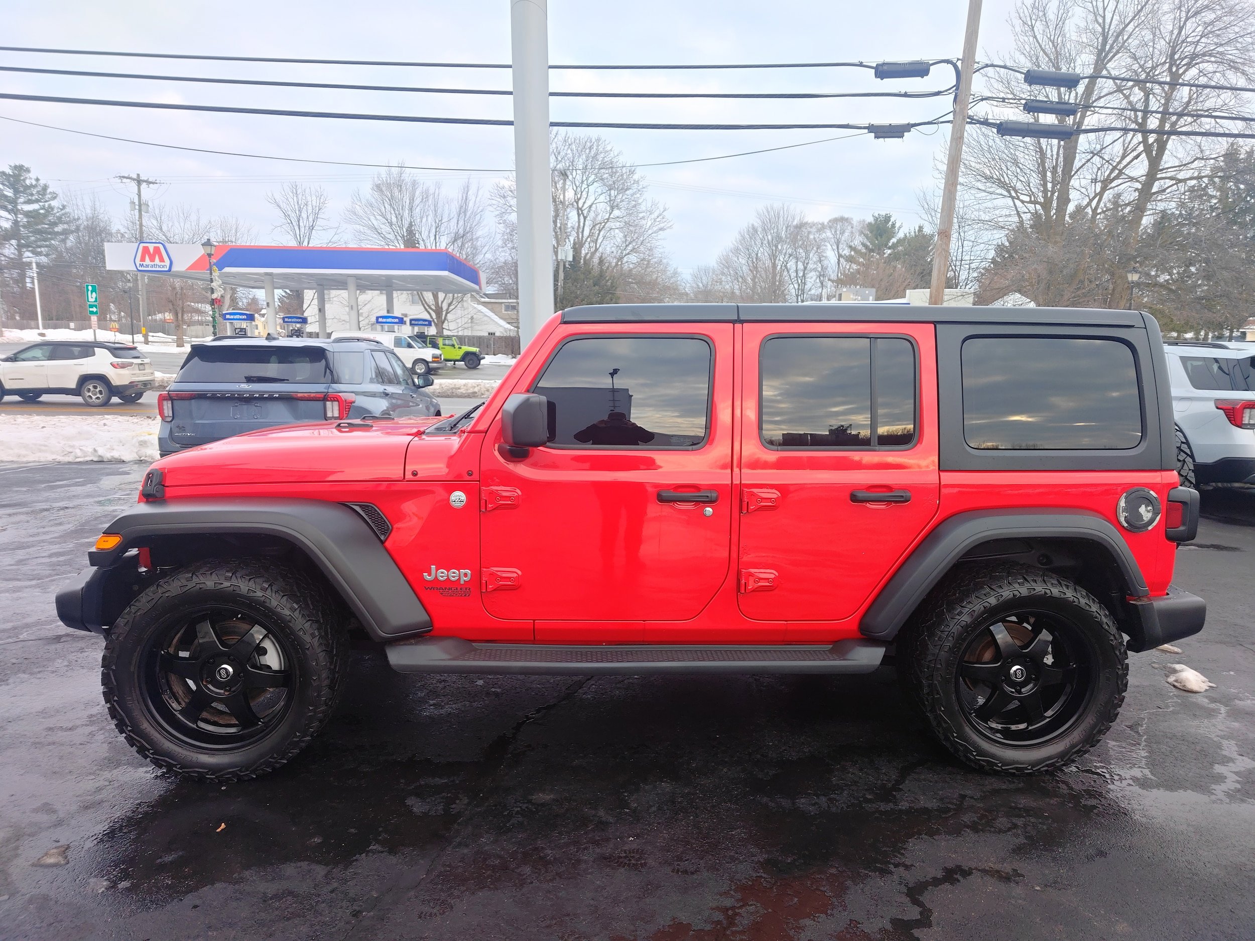 Used 2018 Jeep Wrangler Unlimited Sport S AWD/4WD image 1