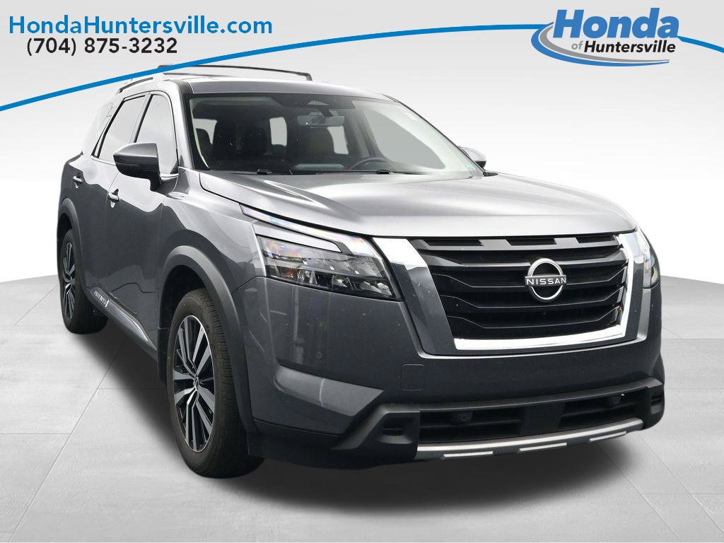Used 2025 Nissan Pathfinder Platinum