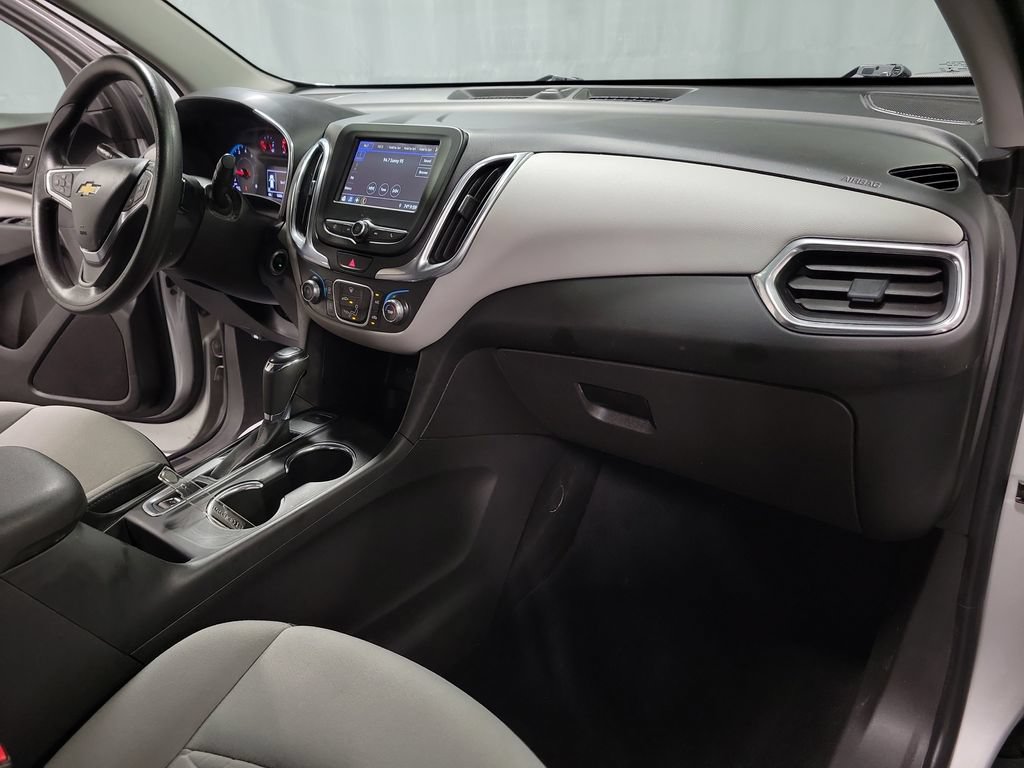 Used 2019 Chevrolet Equinox LS w/ LS Convenience Package AWD/4WD image 30
