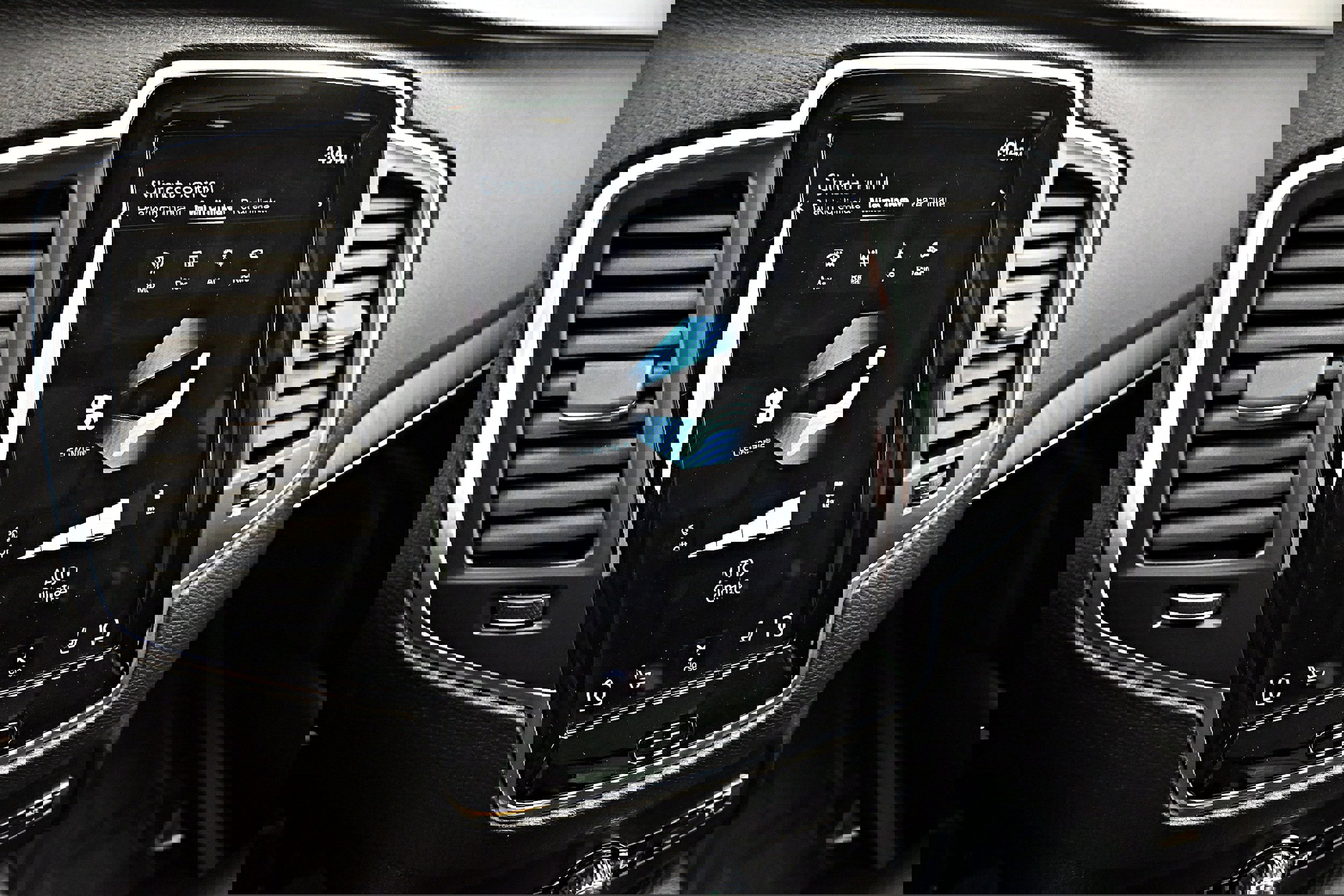 Used 2020 Volvo XC90 T6 Momentum image 15