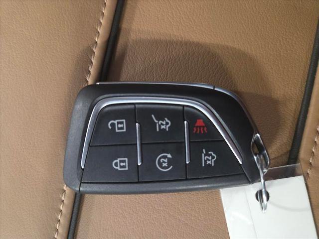 Certified 2023 Cadillac Escalade Premium Luxury image 26