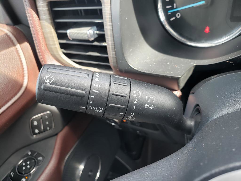 Used 2022 Ford Expedition Limited AWD/4WD image 24