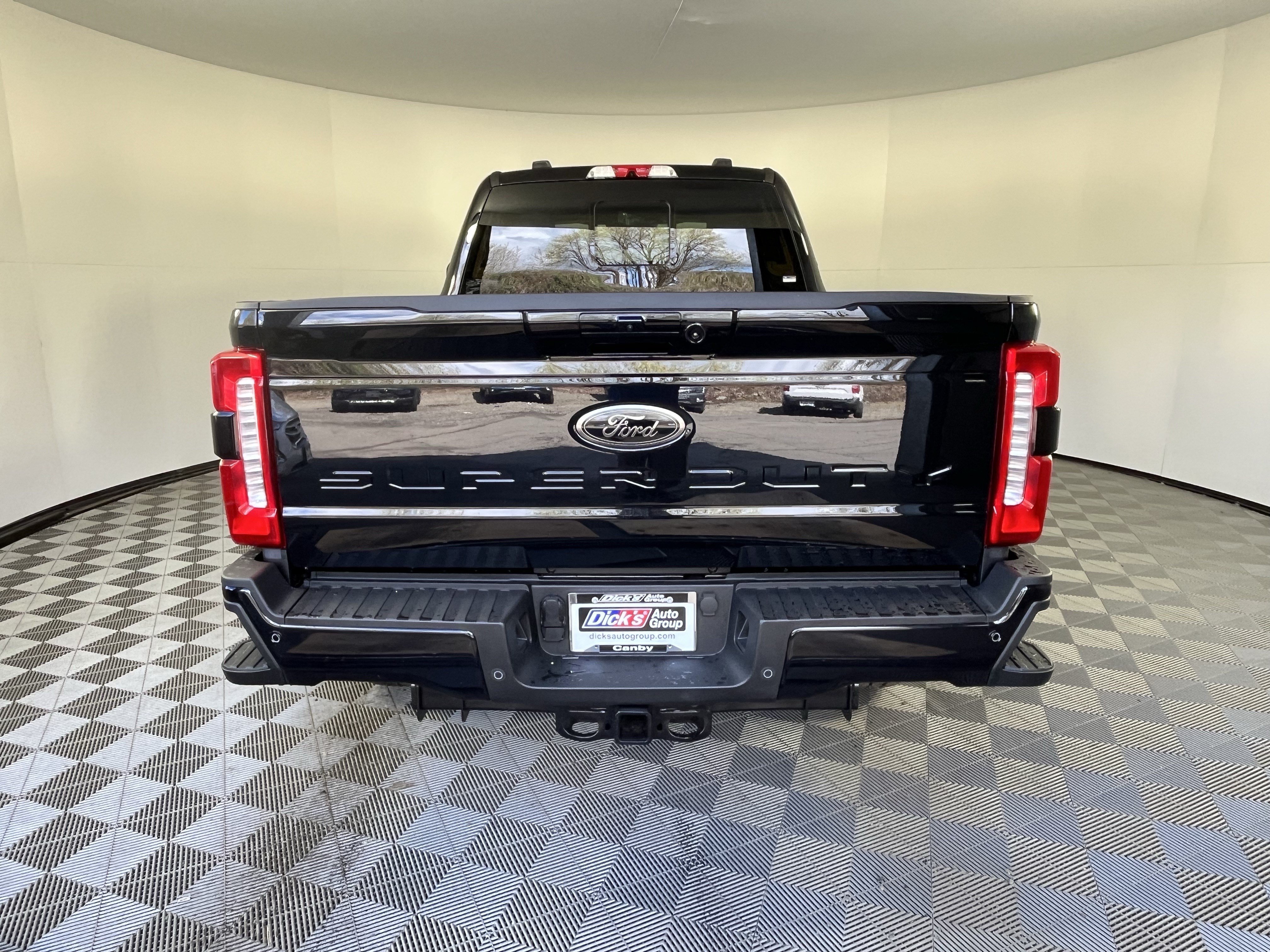New 2026 Ford F250 XLT w/ XLT Premium Package AWD/4WD image 4