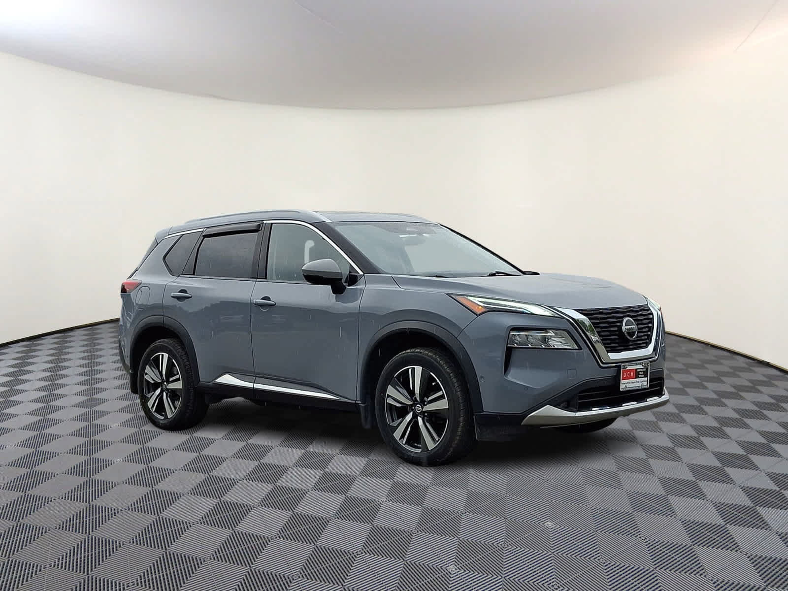 Used 2021 Nissan Rogue Platinum AWD/4WD image 4