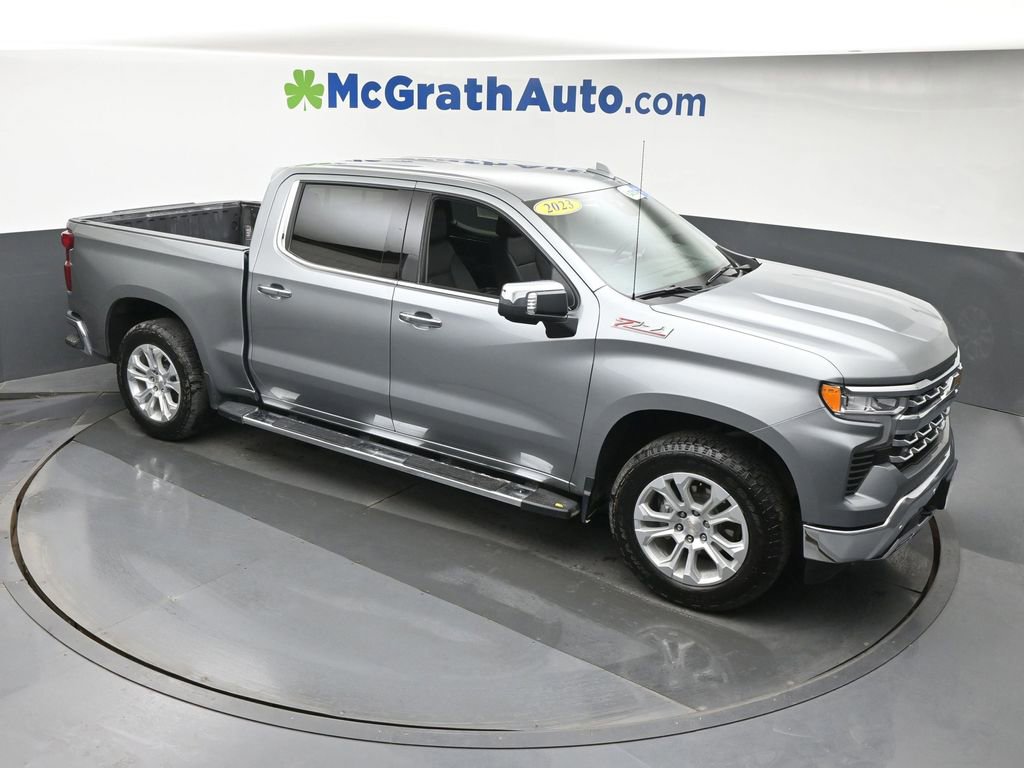 Used 2023 Chevrolet Silverado 1500 LTZ AWD/4WD image 3