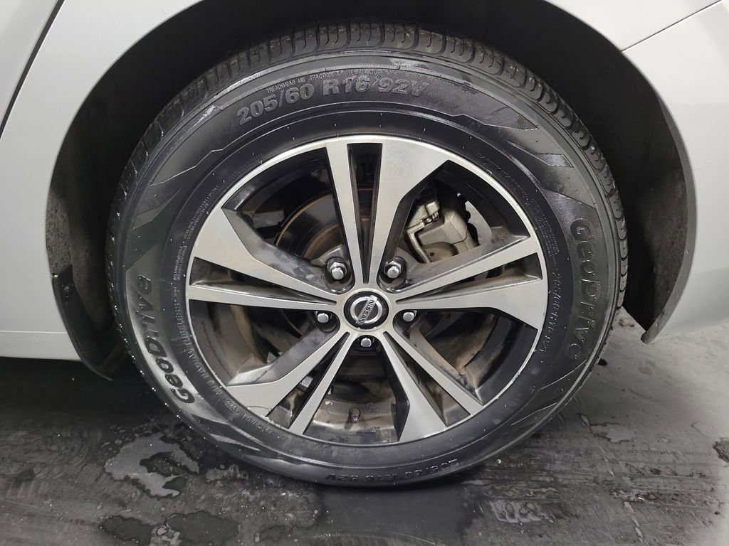 Used 2022 Nissan Sentra SV image 10