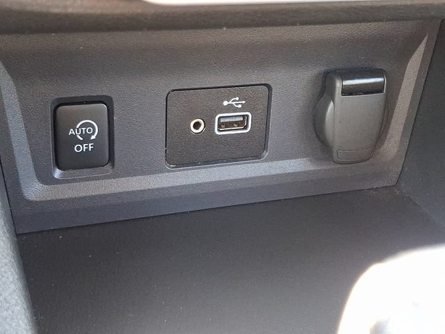 Used 2024 Nissan Sentra S FWD image 23