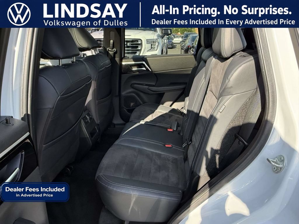 Used 2022 Mitsubishi Outlander SE AWD/4WD image 14