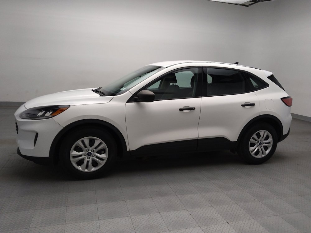 Used 2020 Ford Escape S image 2