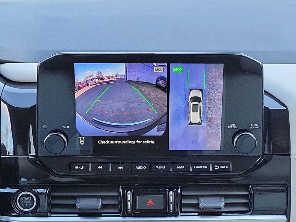 Used 2024 Nissan Pathfinder SL image 29