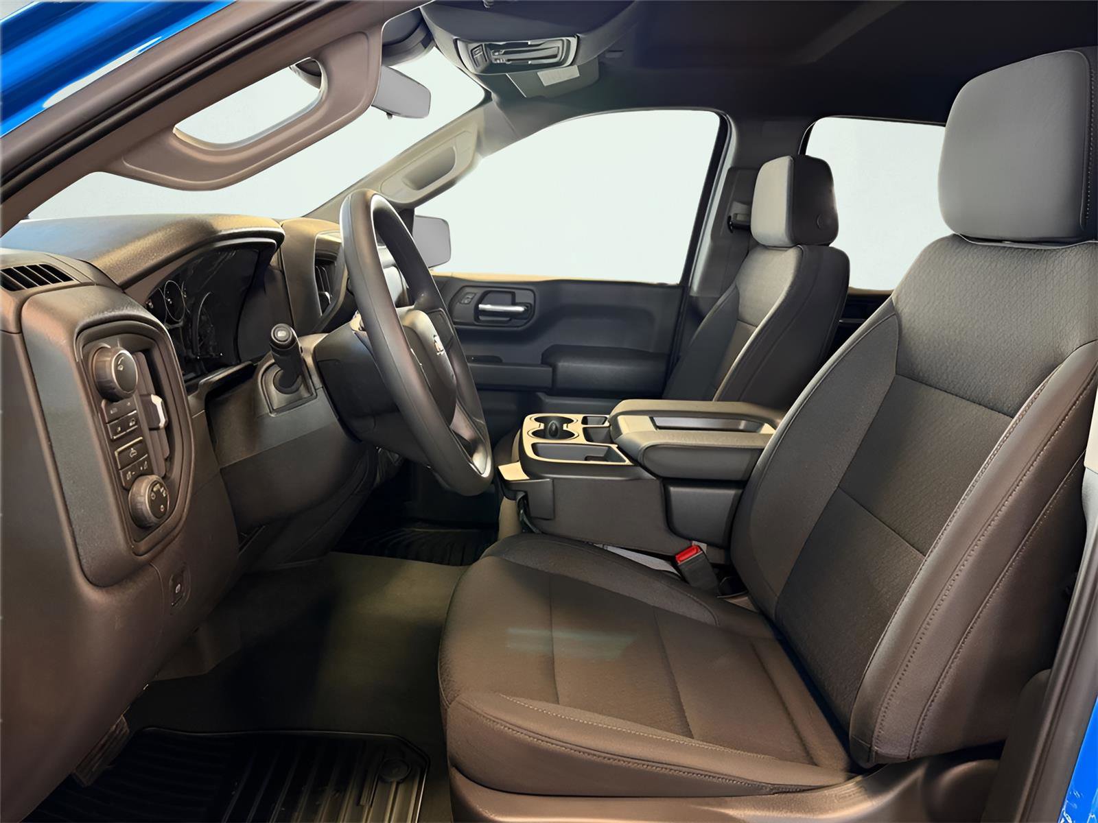 New 2026 Chevrolet Silverado 1500 Custom w/ Turbomax Blackout Package image 9