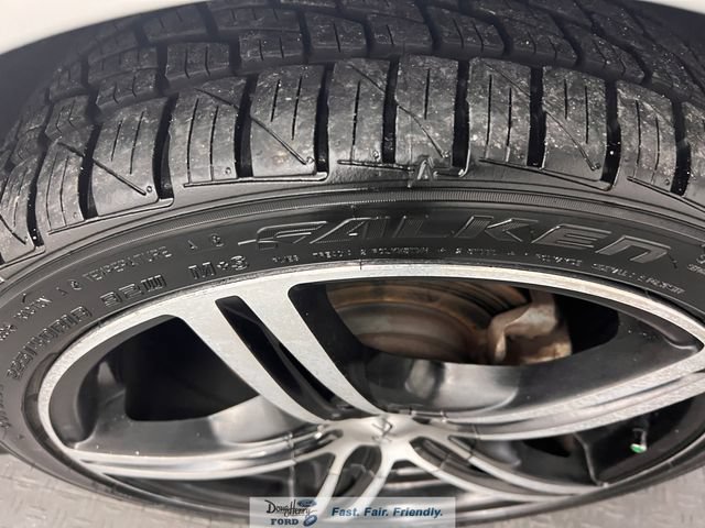 Used 2013 Hyundai Elantra GLS FWD image 16