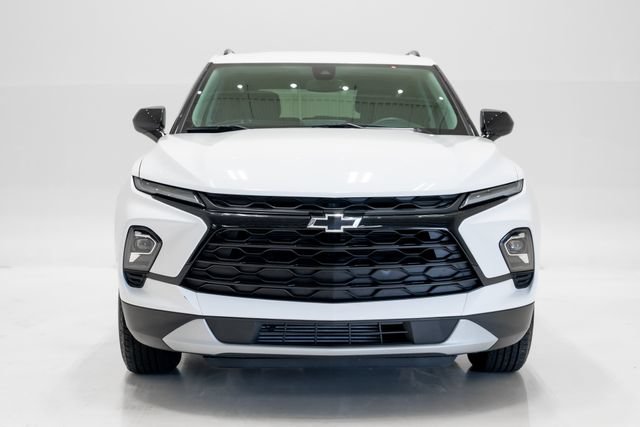 Used 2024 Chevrolet Blazer LT w/ Convenience Package FWD image 4