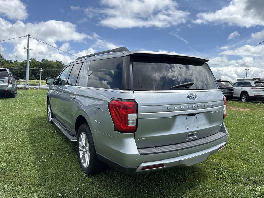 Used 2022 Ford Expedition Max XLT AWD/4WD image 12