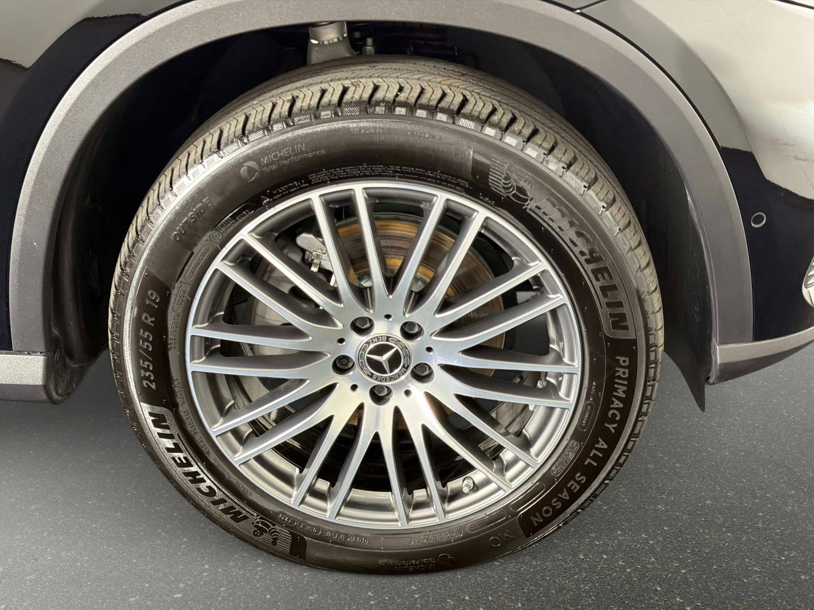 Used 2025 Mercedes-Benz GLC 300 4MATIC image 20