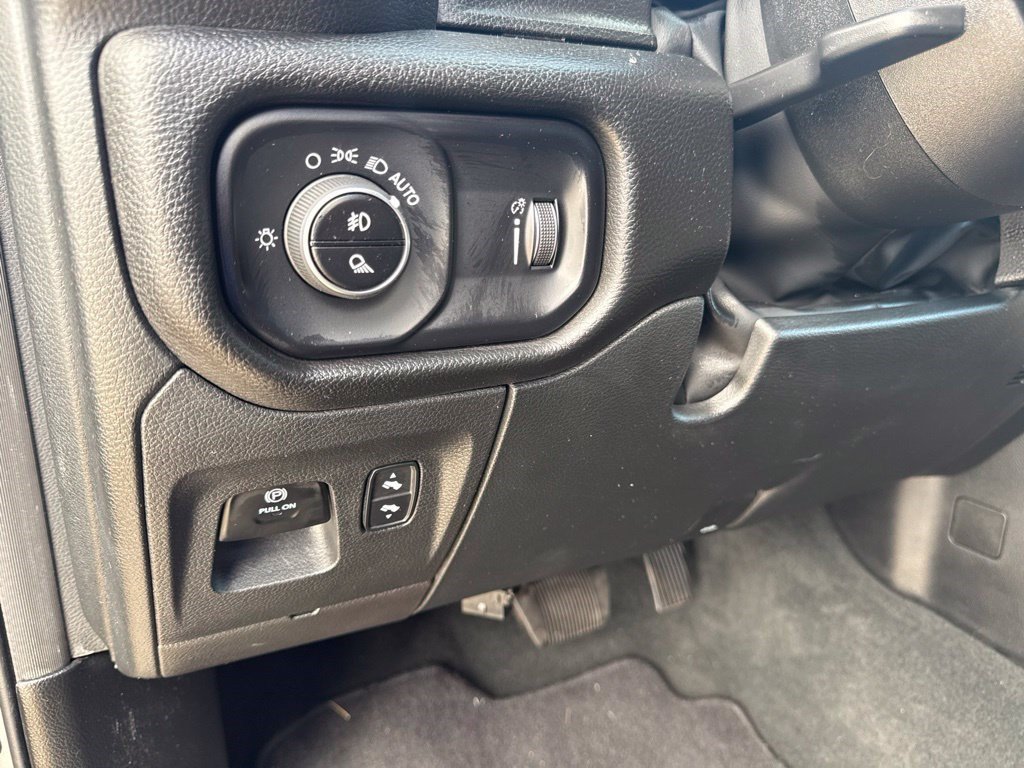Used 2022 RAM 1500 Big Horn AWD/4WD image 15