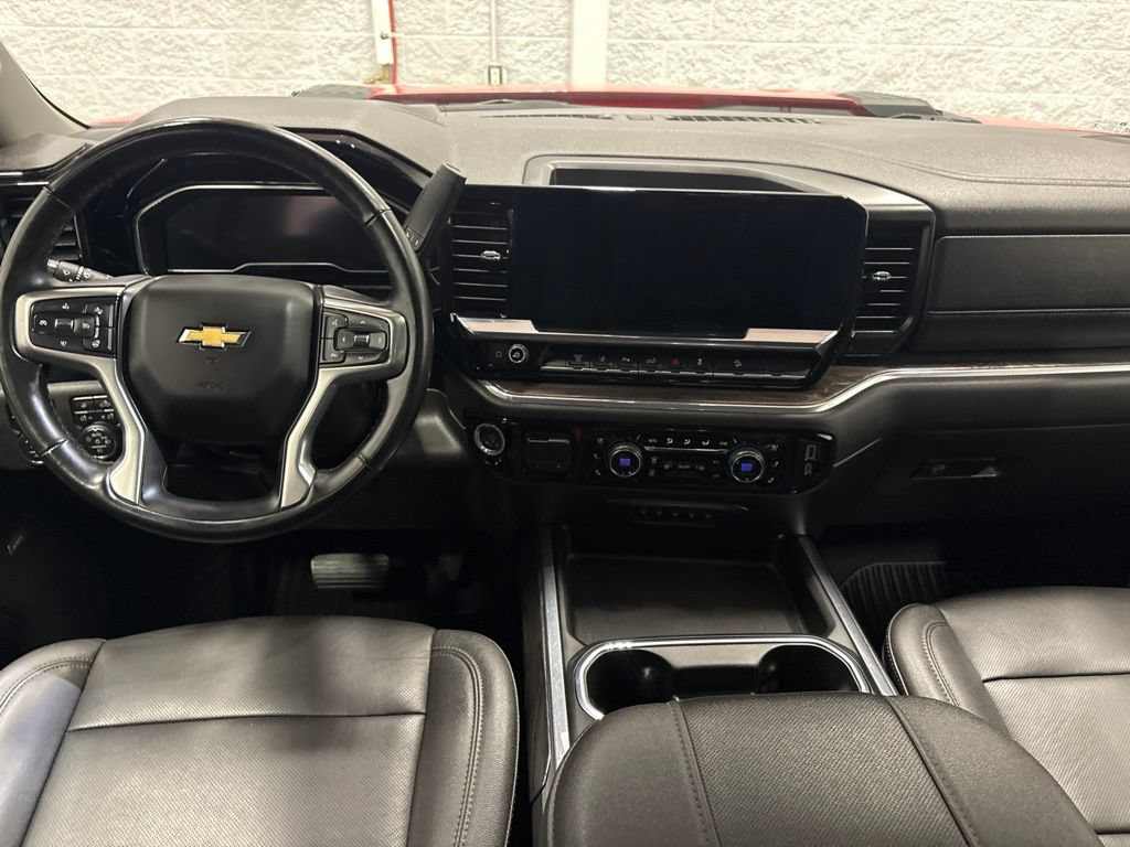 Used 2024 Chevrolet Silverado 2500 LTZ w/ LTZ Convenience Package AWD/4WD image 14