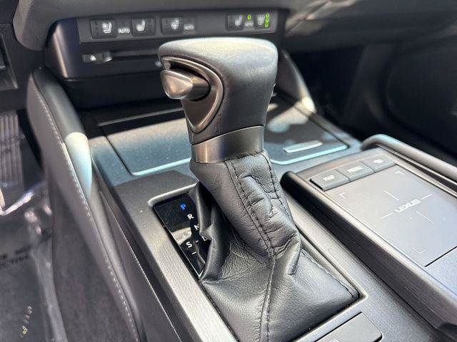 Certified 2022 Lexus ES 350 w/ Premium Package FWD image 20