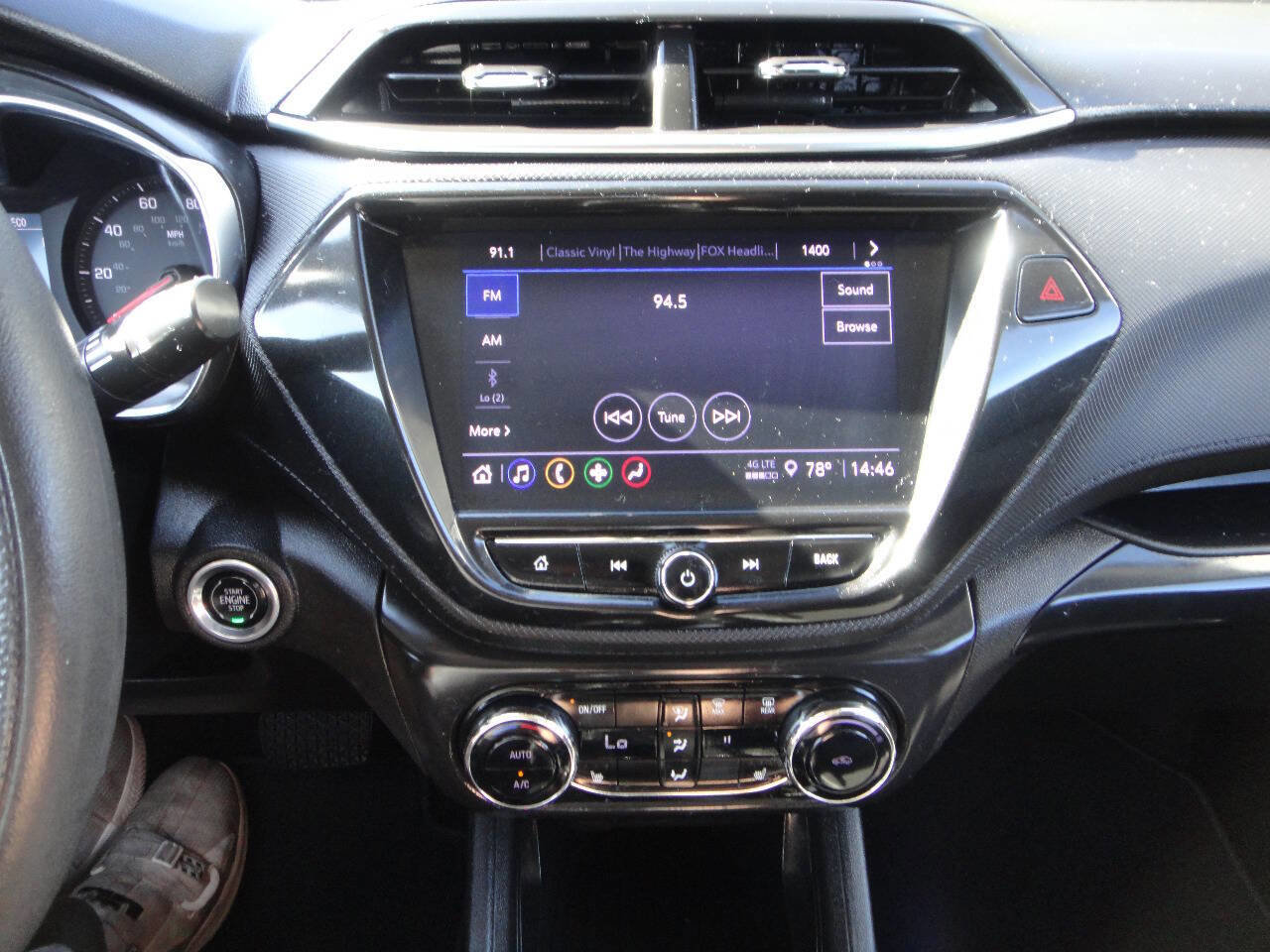 Used 2023 Chevrolet TrailBlazer LT w/ Convenience Package image 8