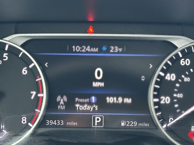 Certified 2024 Nissan Sentra SR w/ SR Premium Package image 40