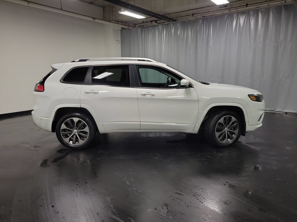 Used 2019 Jeep Cherokee Overland w/ Technology Group AWD/4WD image 10