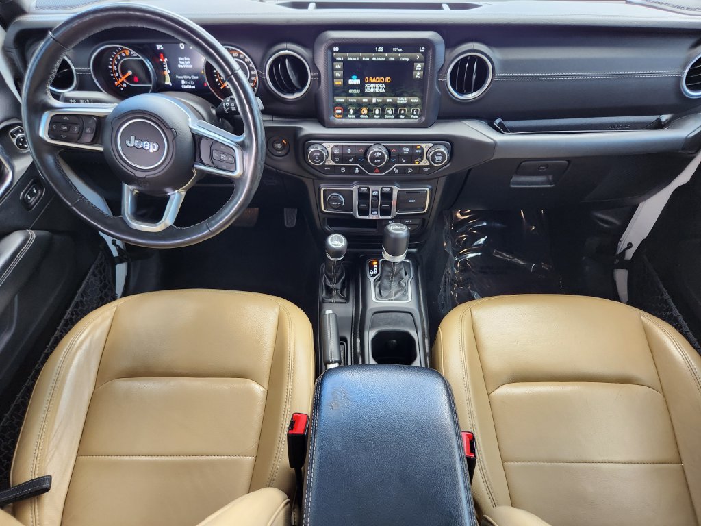 Used 2018 Jeep Wrangler Unlimited Sahara AWD/4WD image 18