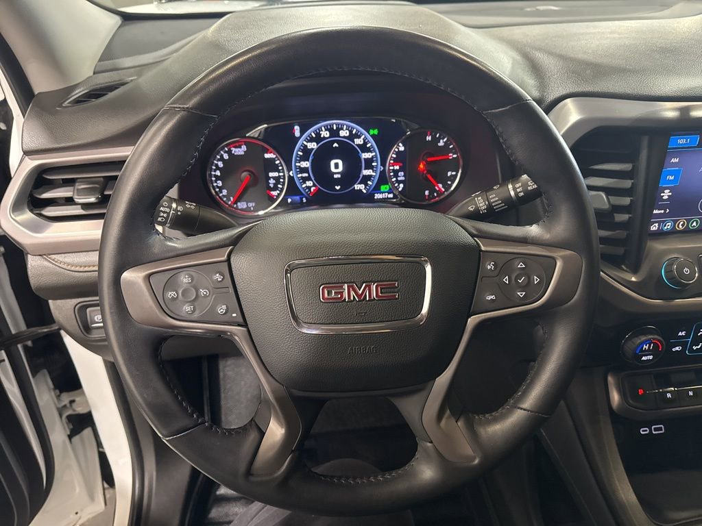 Used 2022 GMC Acadia AT4 w/ Technology Package image 17