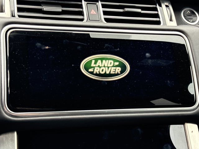 Used 2020 Land Rover Range Rover HSE image 33