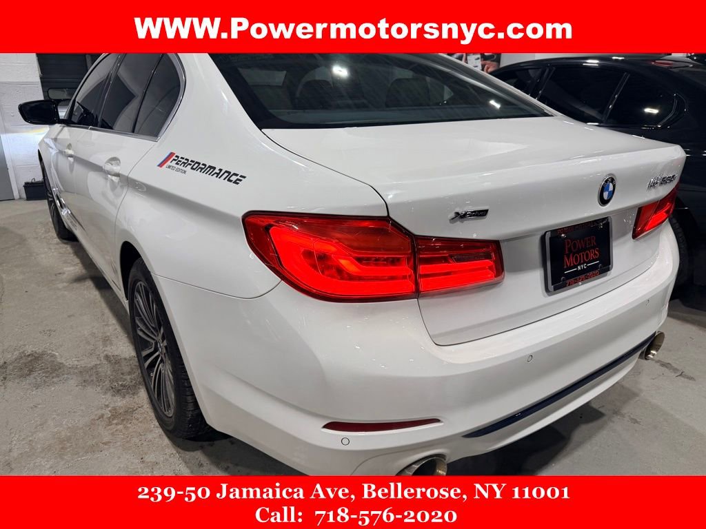 Used 2020 BMW 530i xDrive w/ Convenience Package AWD/4WD image 3
