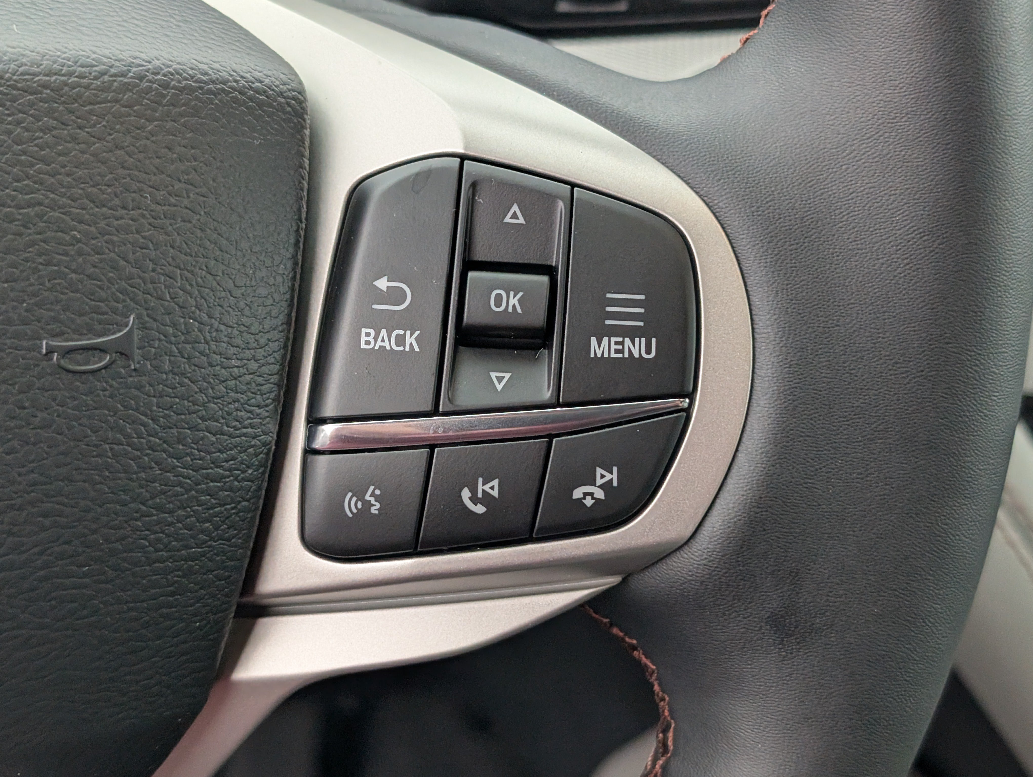 New 2026 Ford Explorer Active w/ Active Comfort Package AWD/4WD image 21