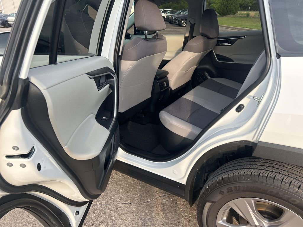 Used 2022 Toyota RAV4 XLE w/ XLE Grade Weather Package image 27