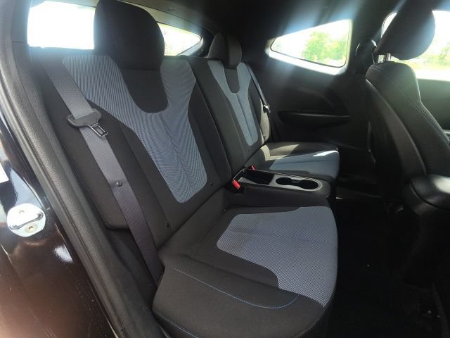 Used 2019 Hyundai Veloster 2.0 FWD image 13