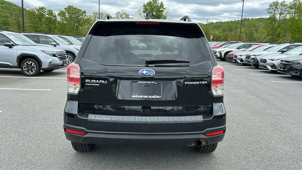 Used 2018 Subaru Forester 2.5i Premium w/ All-Weather Package AWD/4WD image 5