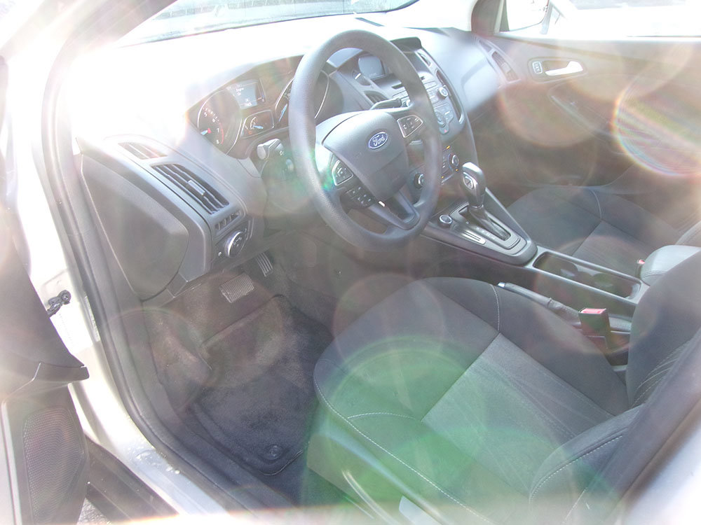 Used 2016 Ford Focus SE FWD image 13