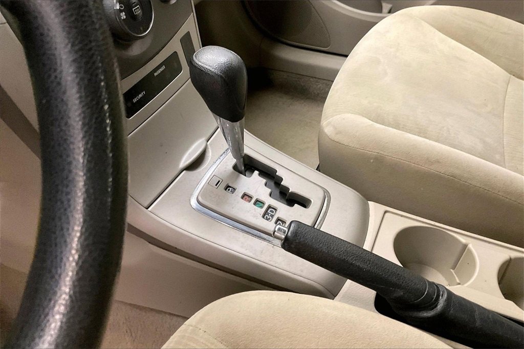 Used 2013 Toyota Corolla LE image 15