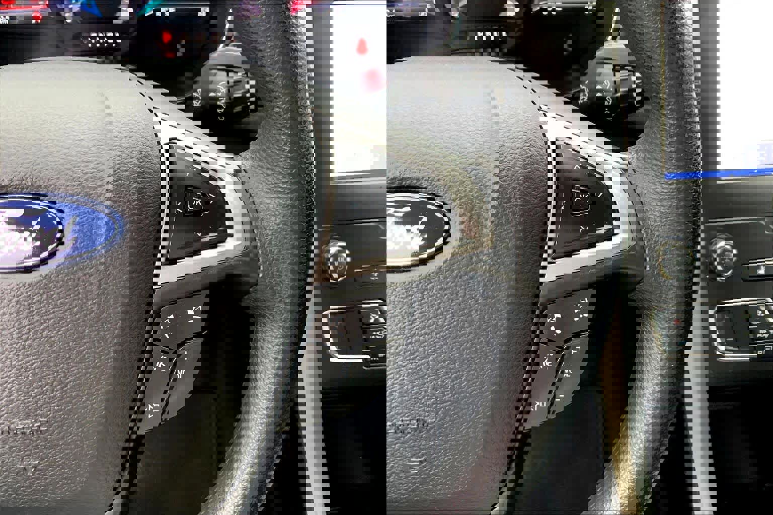 Used 2020 Ford Fusion SE image 20