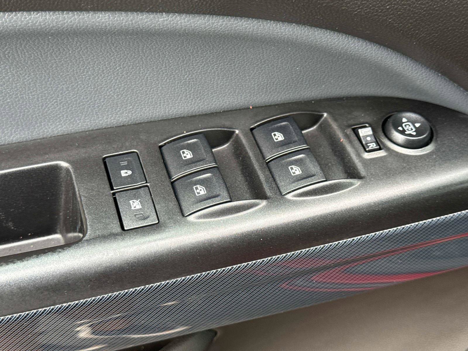 Used 2016 Chevrolet Colorado Z71 image 18