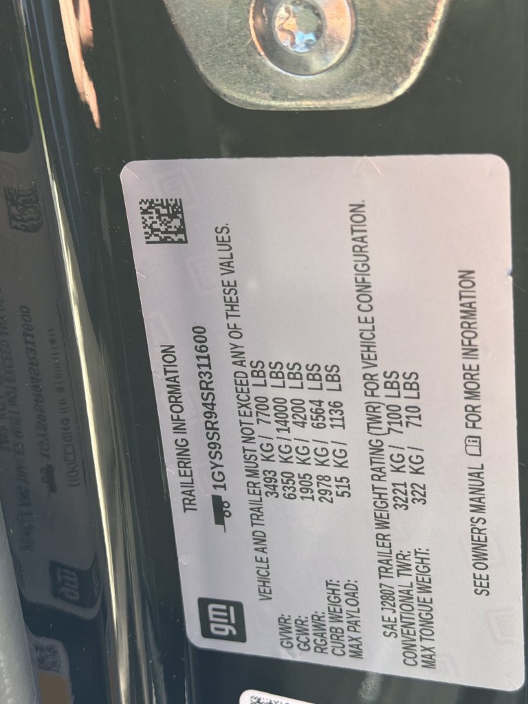 Certified 2025 Cadillac Escalade ESV V w/ LPO, ONYX Package AWD/4WD image 39