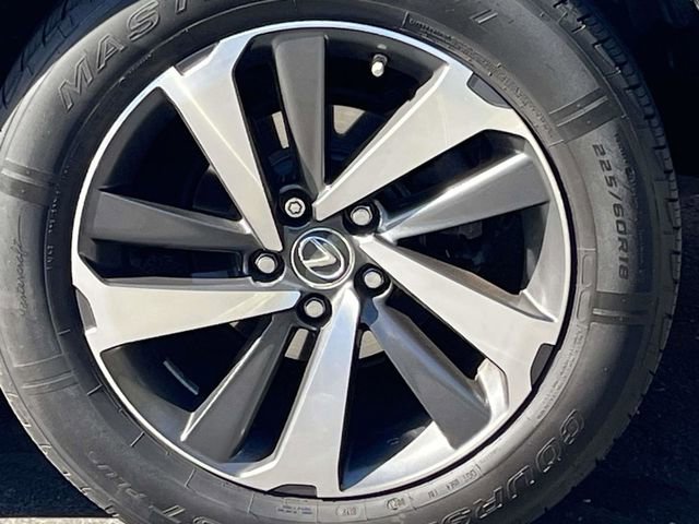 Used 2018 Lexus NX 300 AWD image 11