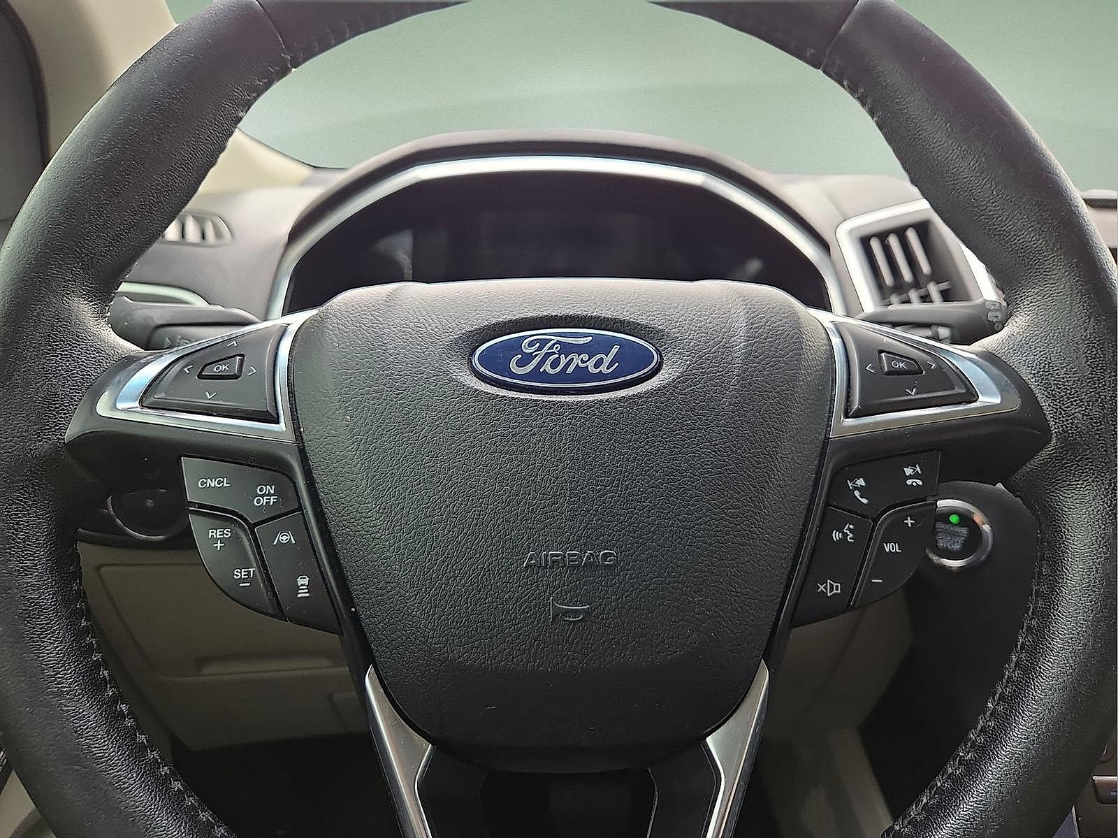 Used 2020 Ford Edge Titanium w/ Equipment Group 301A FWD image 24