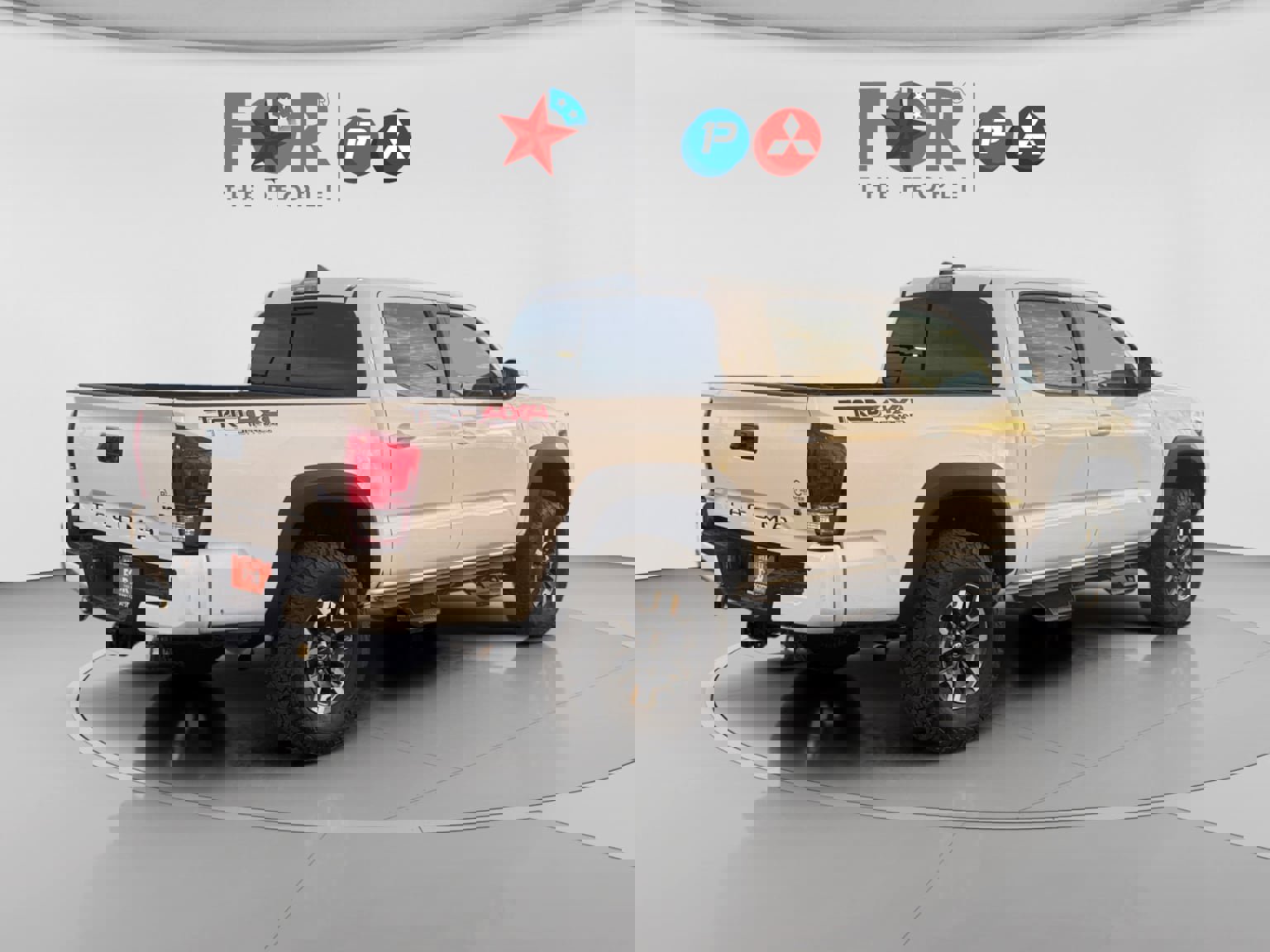 Used 2017 Toyota Tacoma TRD Off-Road image 5