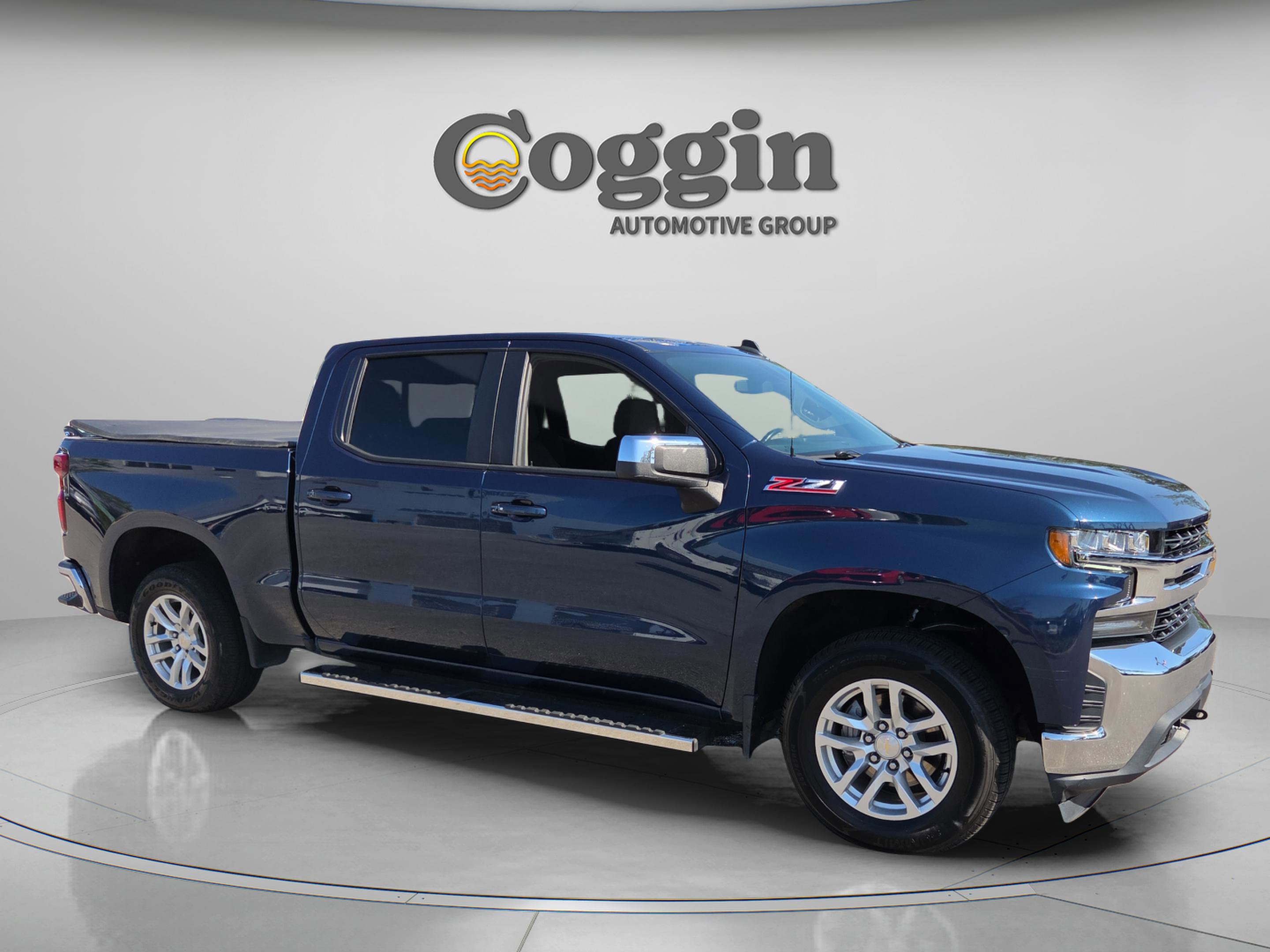 Certified 2021 Chevrolet Silverado 1500 LT w/ Z71 Off-Road Package AWD/4WD image 7