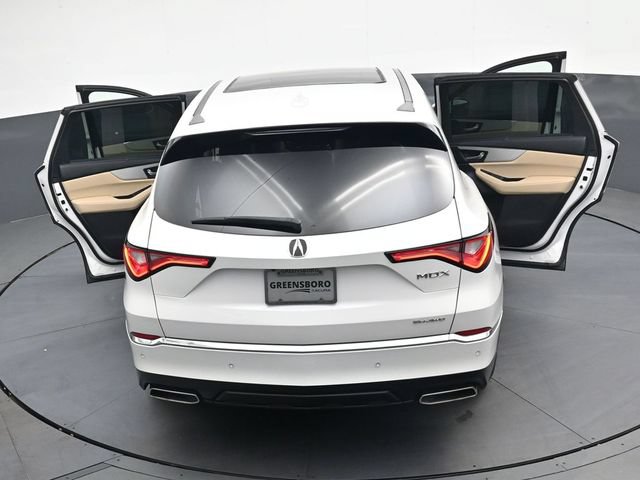 Used 2024 Acura MDX SH-AWD w/ Technology Package image 40