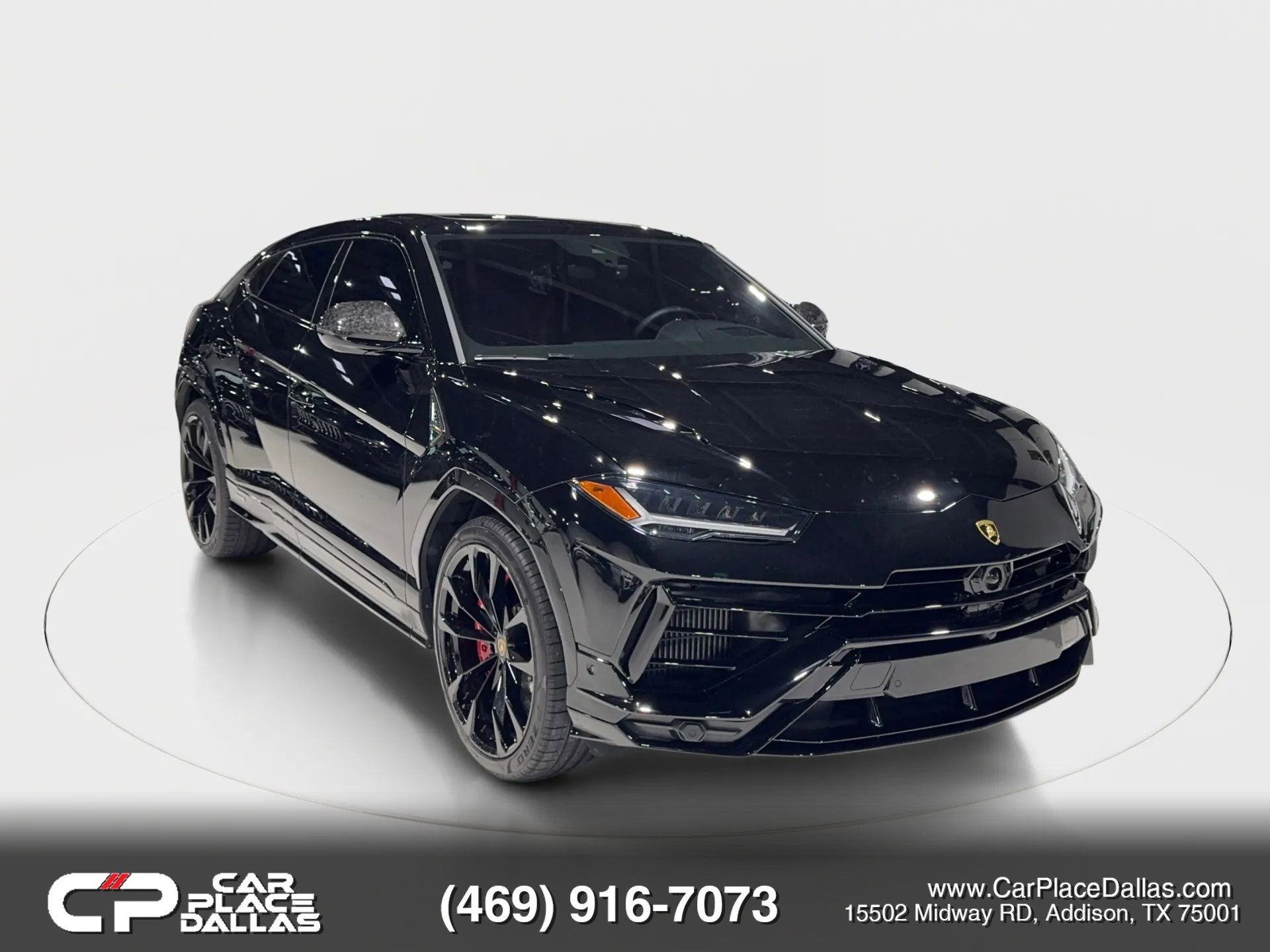 Used 2024 Lamborghini Urus S image 2