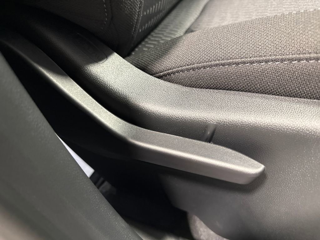 New 2026 Chevrolet Equinox LT w/ Safety and Technology Package FWD image 35