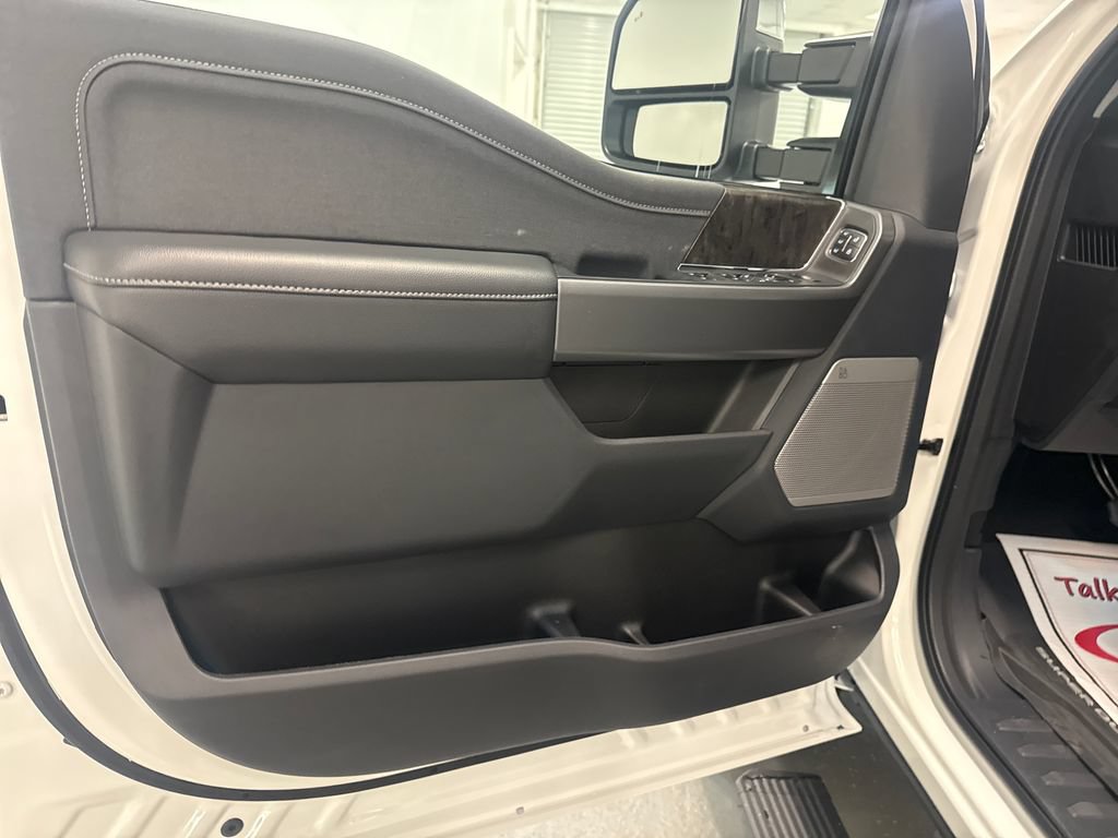 New 2027 Ford F250 Lariat w/ Chrome Package AWD/4WD image 13